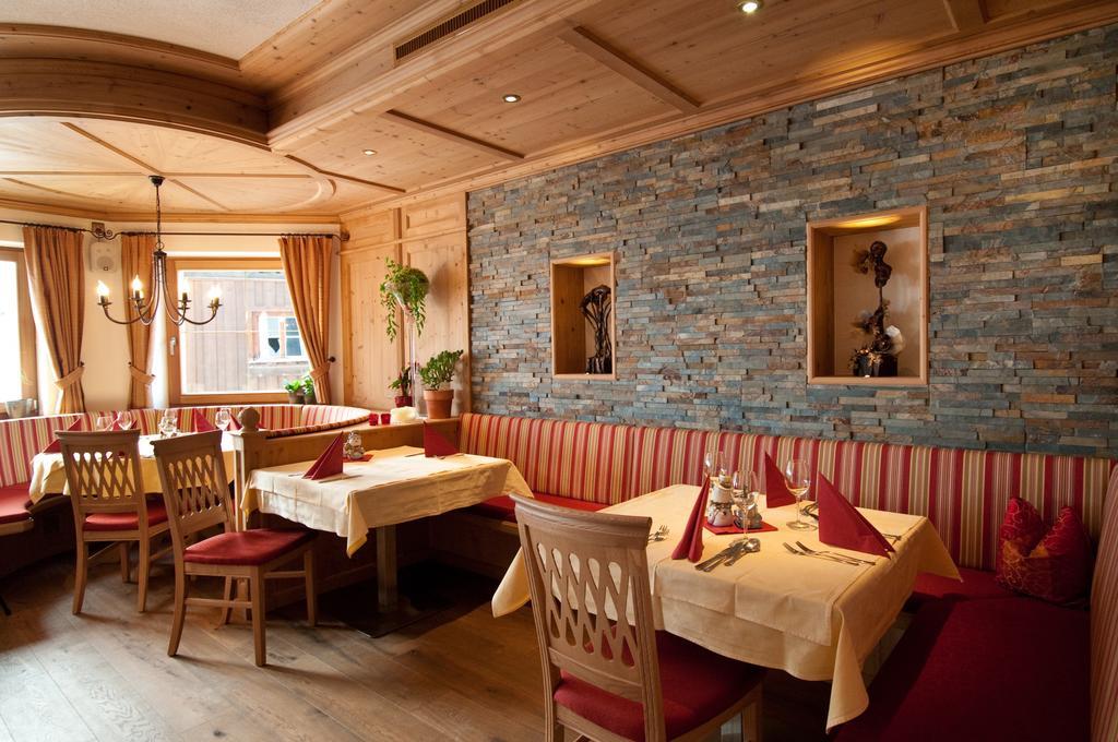 Gasthof Alpenblick Tobadill Extérieur photo
